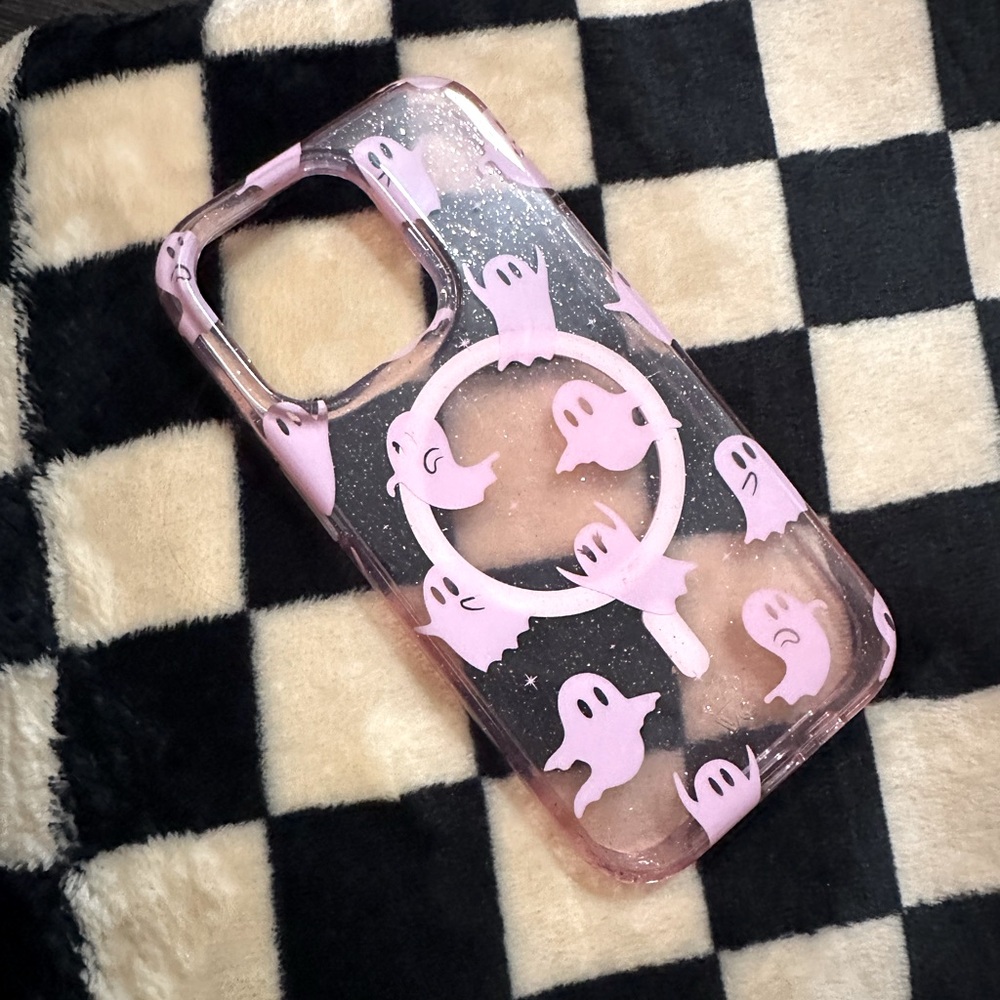 EUC PINK MagSafe ghost case